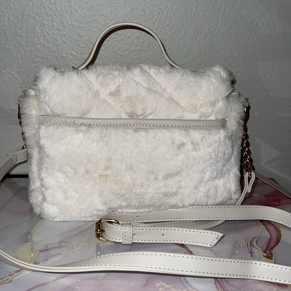 JUICY COUTURE Let’s Get Cozy Crossbody8Hx10Win-Angel Color - Picture 5 of 16